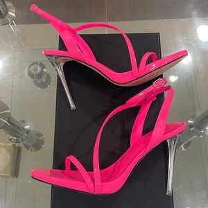 NIB AMINAH ZAYN strappy NEON PINK high heel sandals 7.5 4.5” glass pin heels